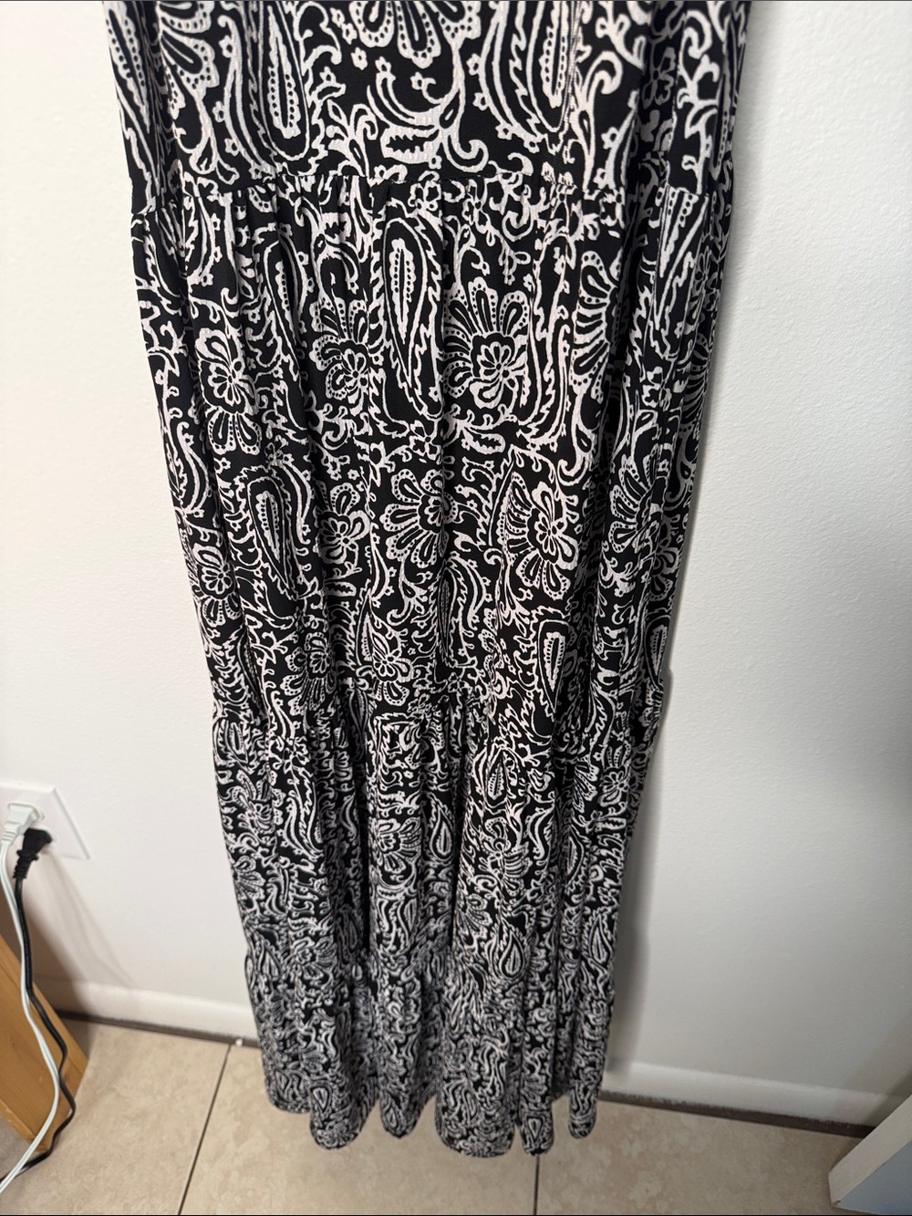 Kaiya Designs Black White Paisley Tiered Maxi Dress Tie Strap Boho XXS - Picture 3 of 6
